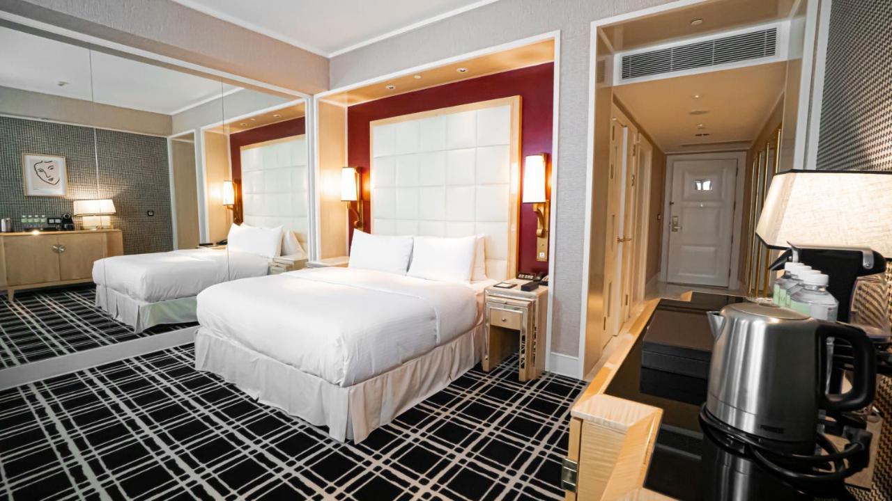 The Lin Hotel Ταϊχούνγκ Εξωτερικό φωτογραφία A room at the hotel