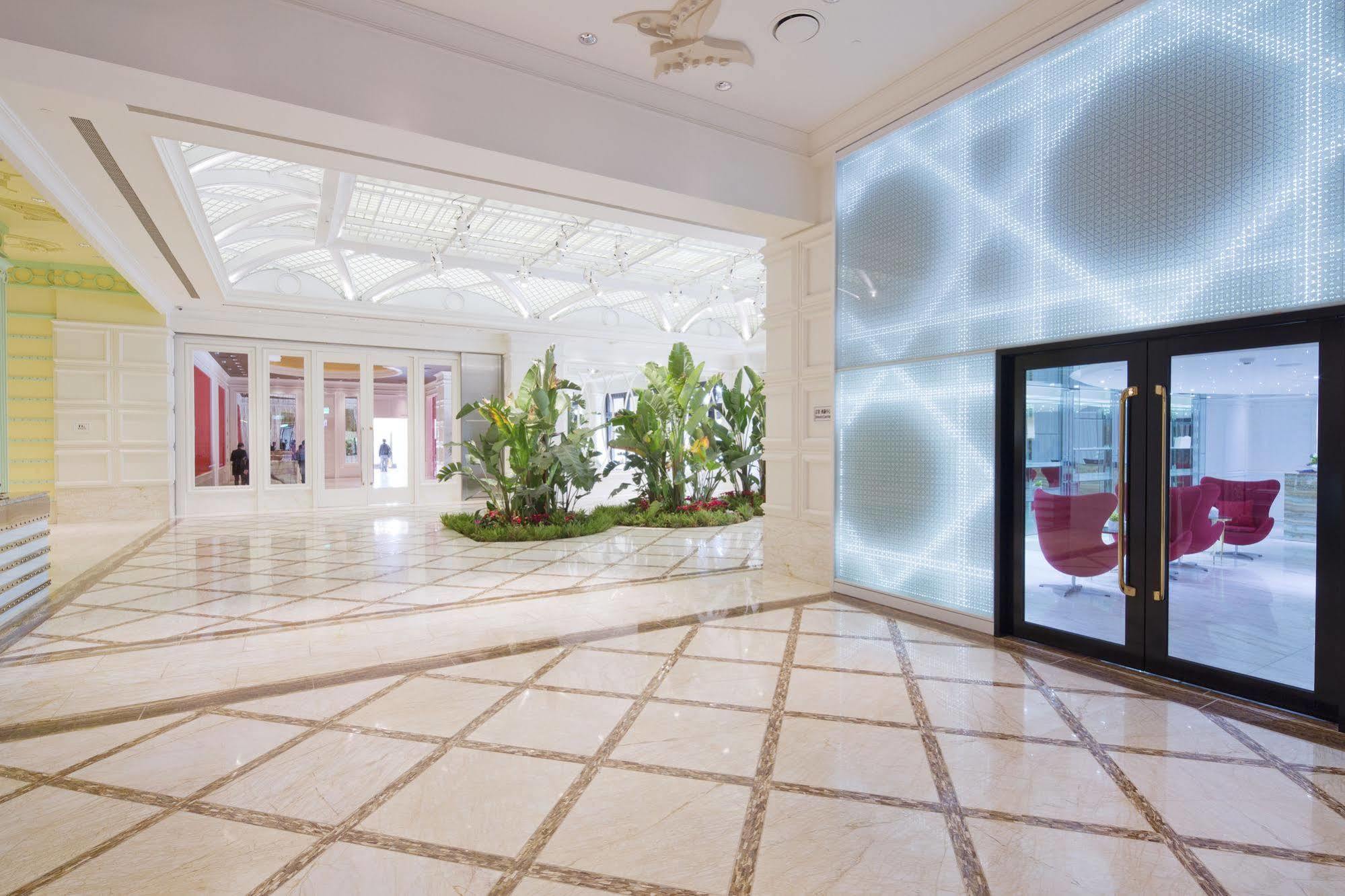 The Lin Hotel Ταϊχούνγκ Εξωτερικό φωτογραφία Interior of the hotel